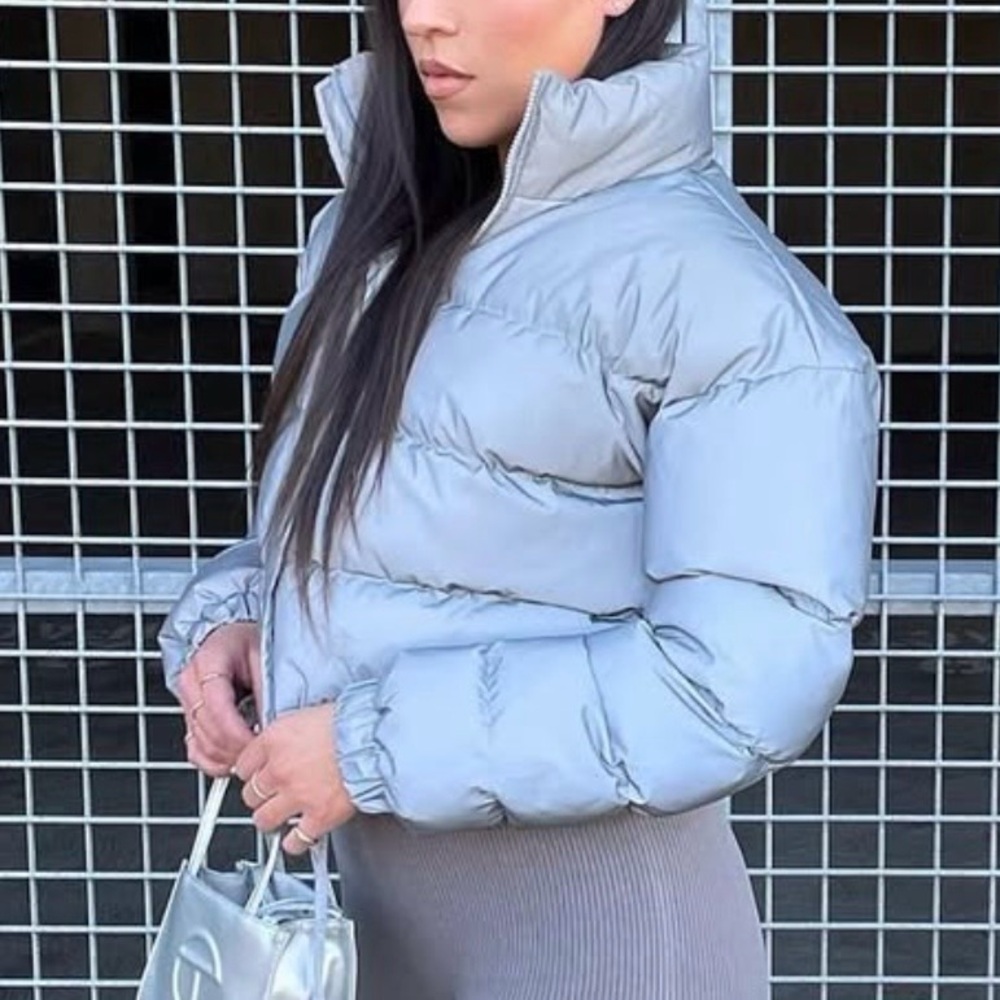 PrettyLittleThing Metallic Gray Puffer Jacket - Picture 2 of 5